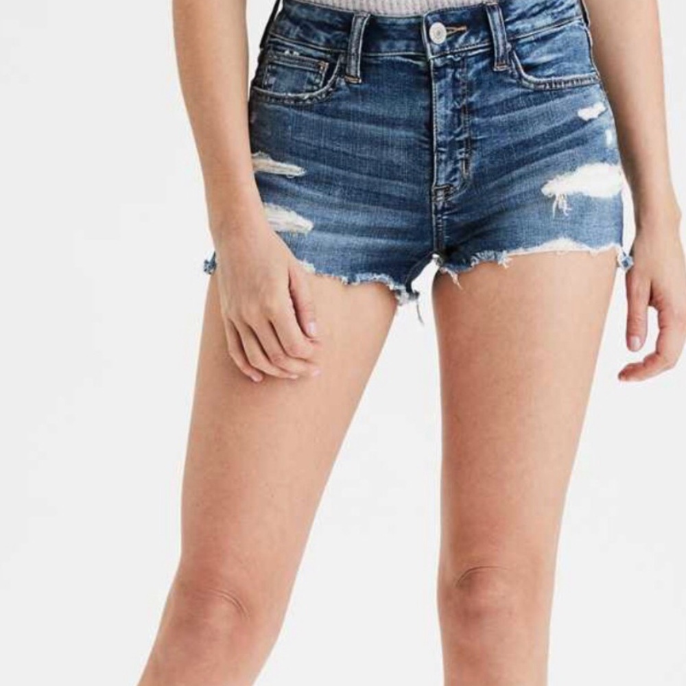 AMERICAN EAGLE SHORTS SIZE 0